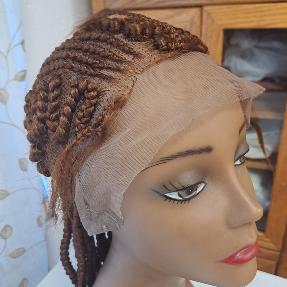 Braided wig - Picture 5 of 6